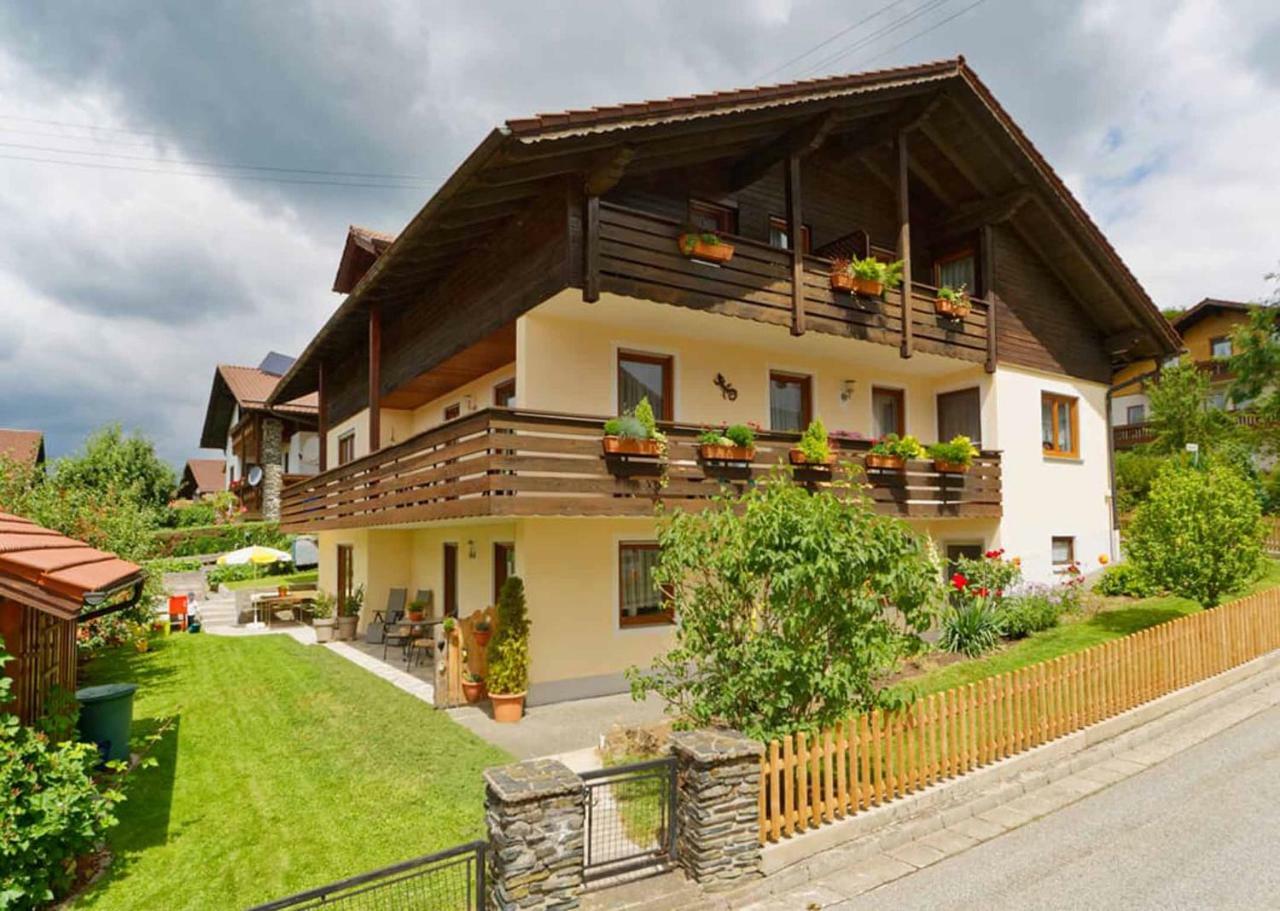 Gaestehaus Schmalzreich Lam Zewnętrze zdjęcie